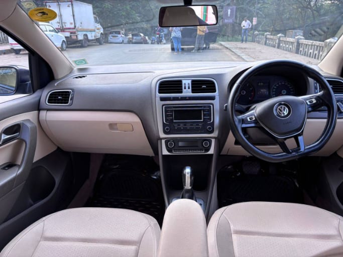 2015 Volkswagen Vento 1.2 TSI Comfortline AT