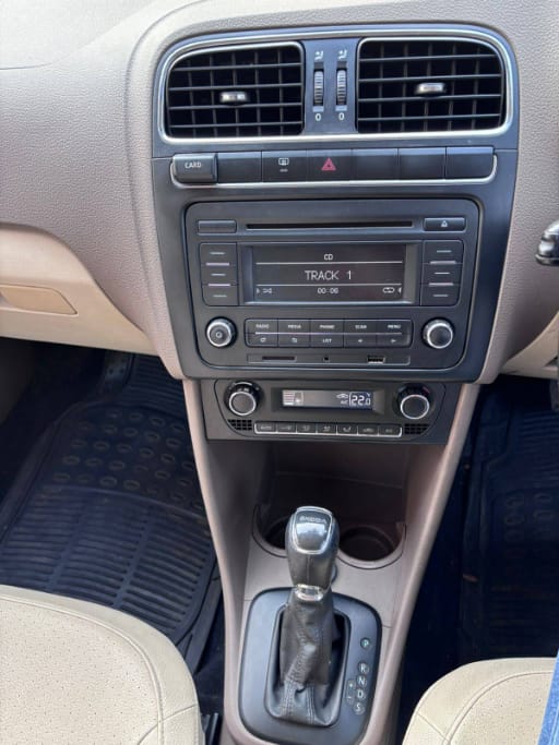 2016 Skoda Rapid 1.6 MPI AT Style (2016)