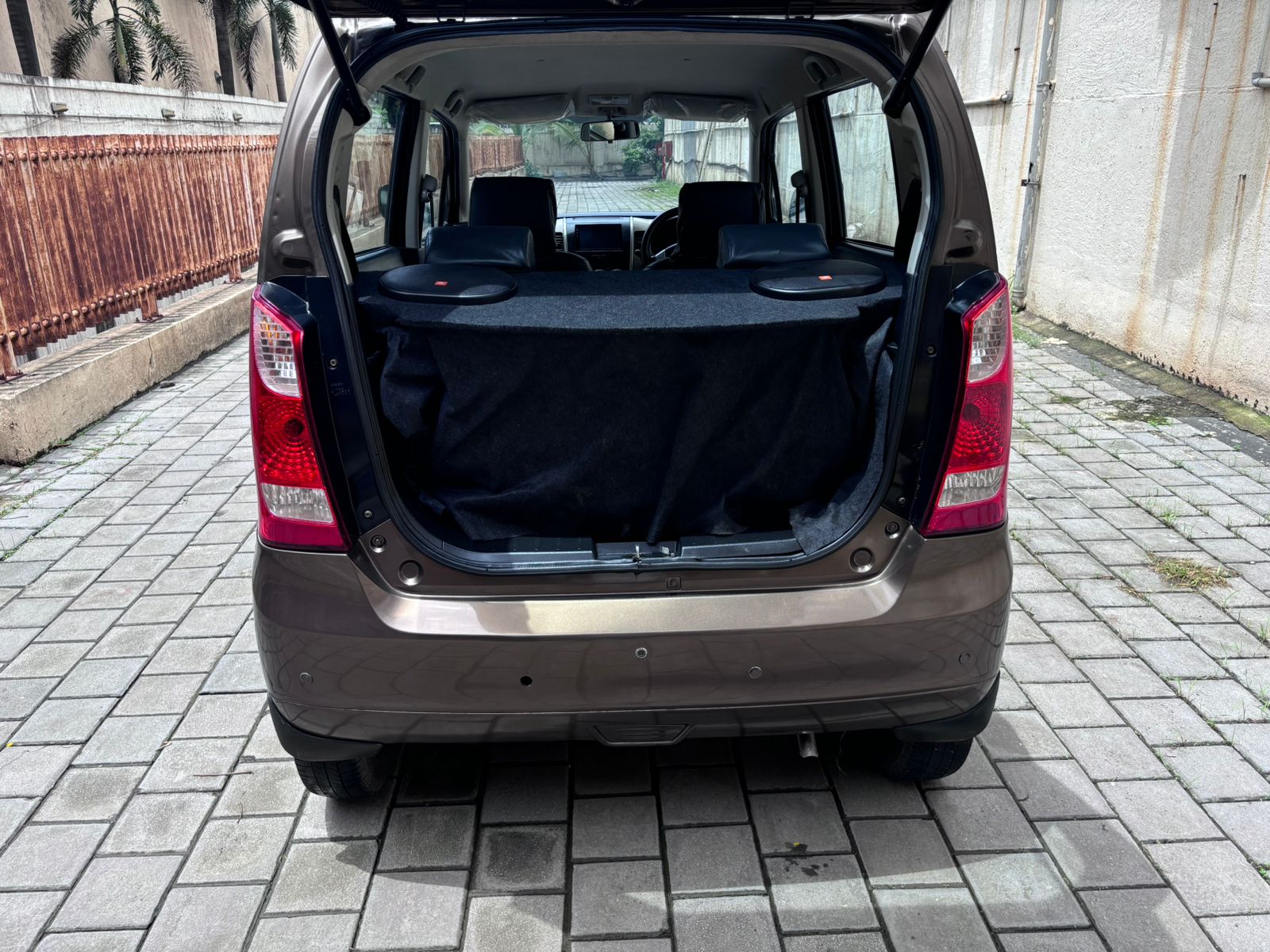 2015 Maruti Wagon R 1.0 LXI CNG
