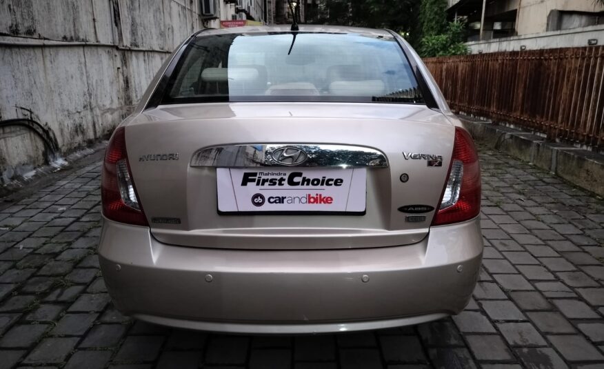 2010 Hyundai Verna 1.5 SXCRDI A5