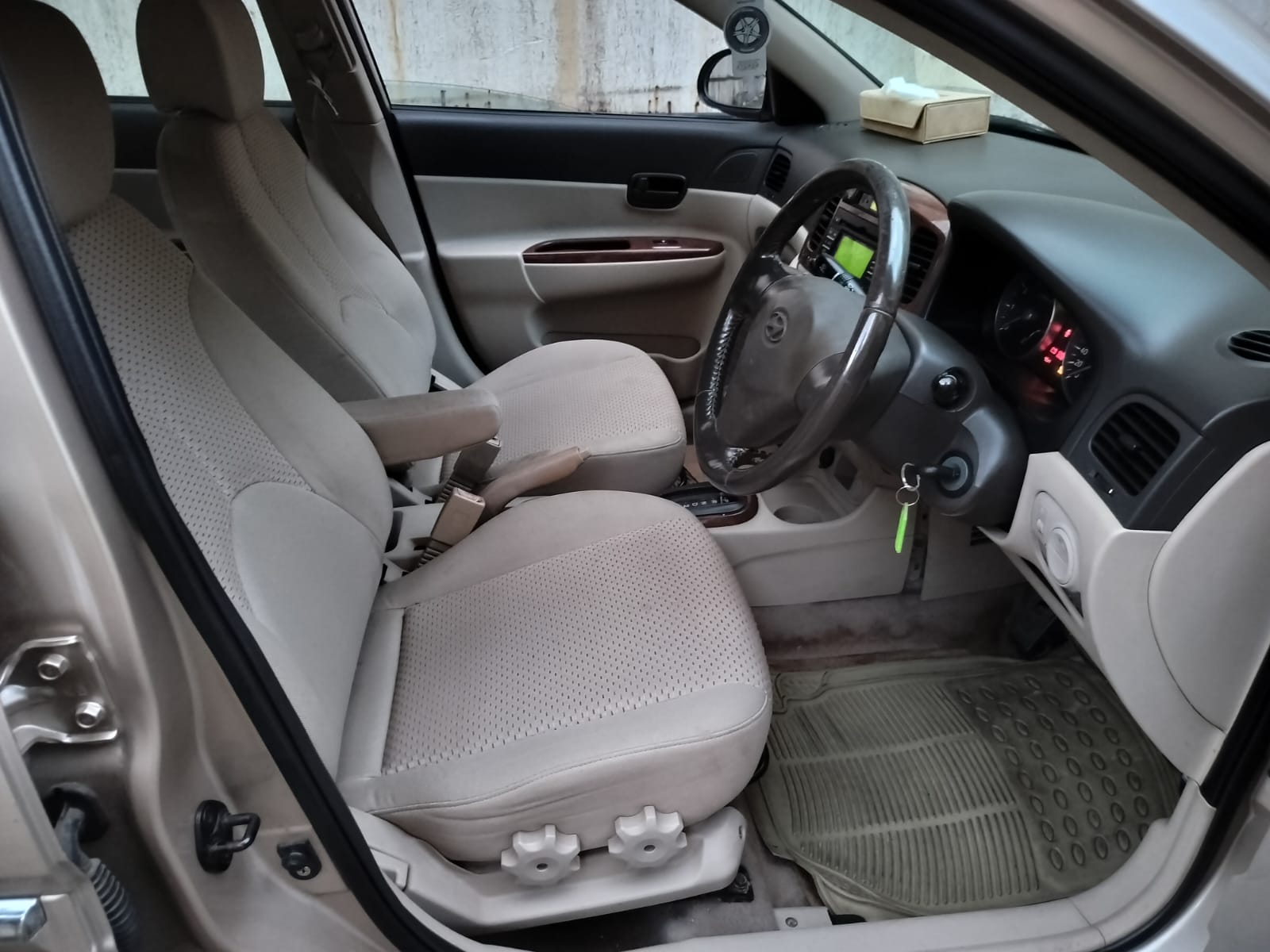 2010 Hyundai Verna 1.5 SXCRDI A5