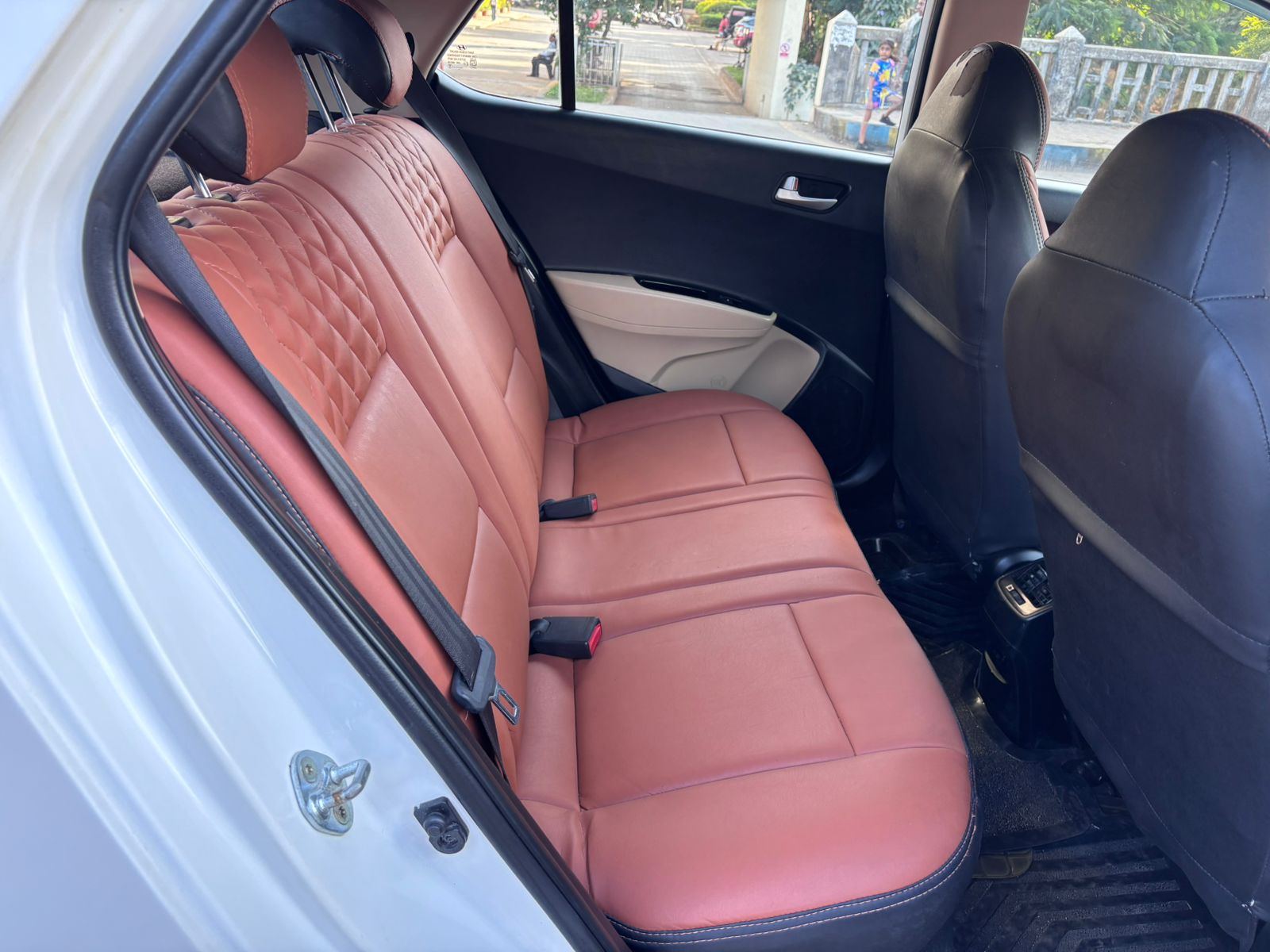 2017 Hyundai Grand i10 Asta 1.2 CRDI MT (D)