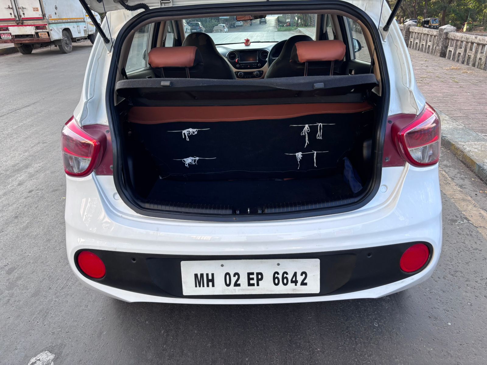 2017 Hyundai Grand i10 Asta 1.2 CRDI MT (D)