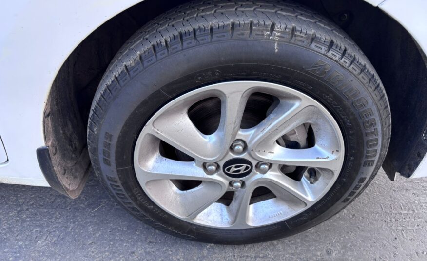 2017 Hyundai Grand i10 Asta 1.2 CRDI MT (D)