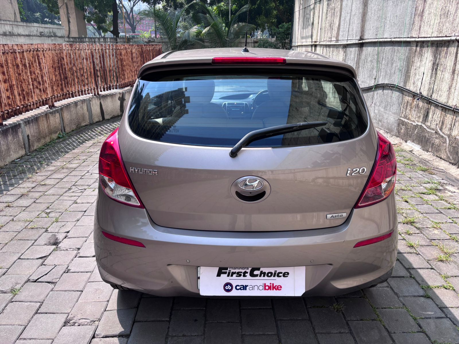 2014 Hyundai i 20 Asta MT P