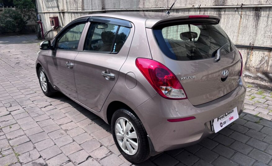 2014 Hyundai i 20 Asta MT P