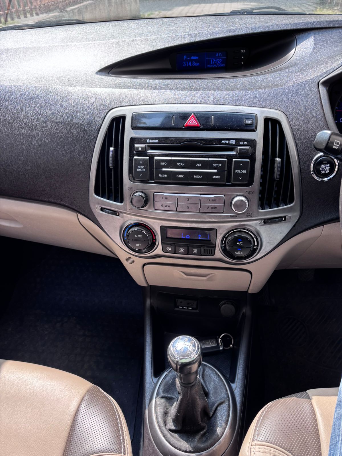 2014 Hyundai i 20 Asta MT P