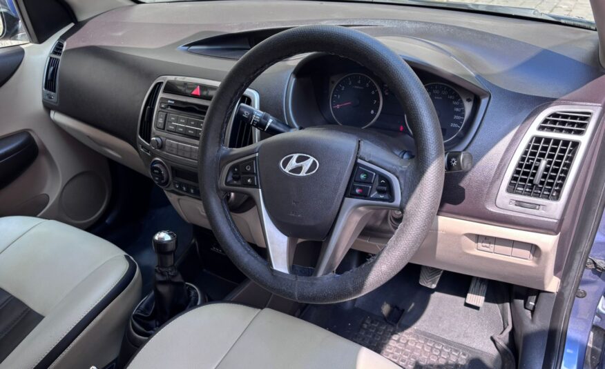 2013 Hyundai i20 Sport MT