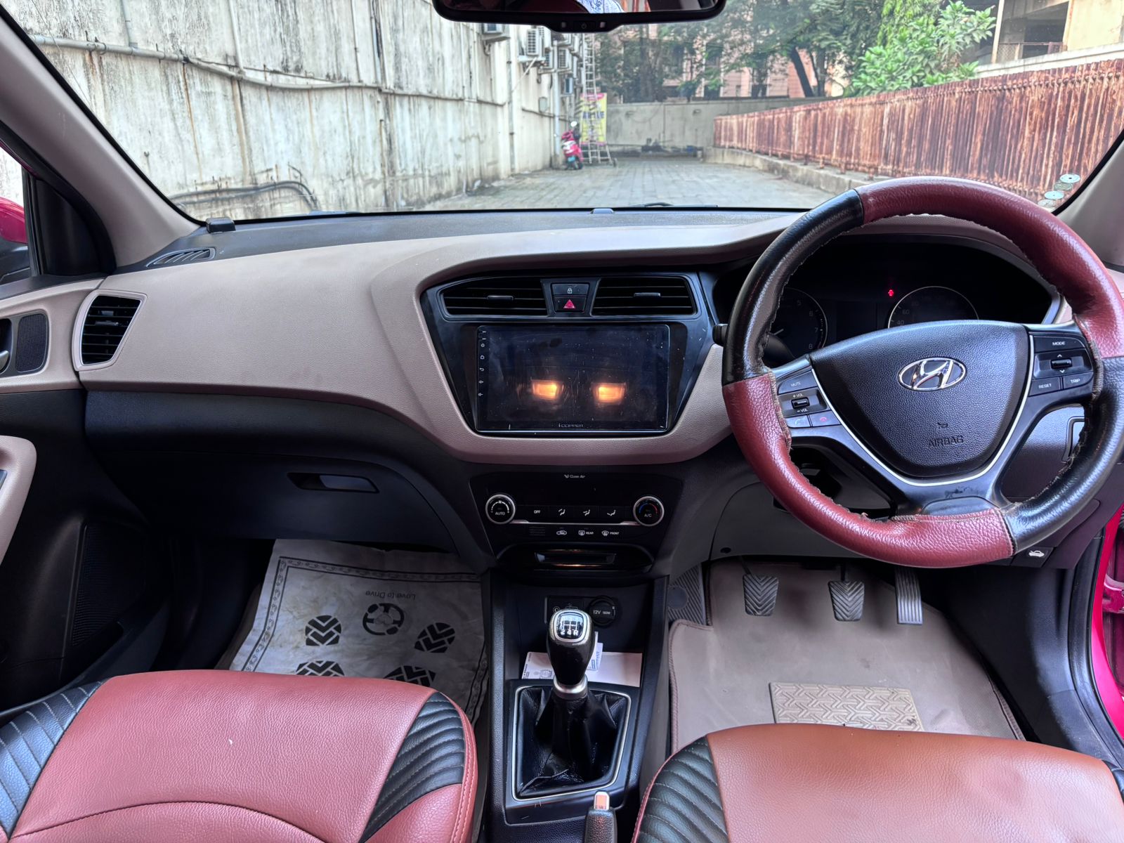 2015 Hyundai i20 Sport 1.2 MT