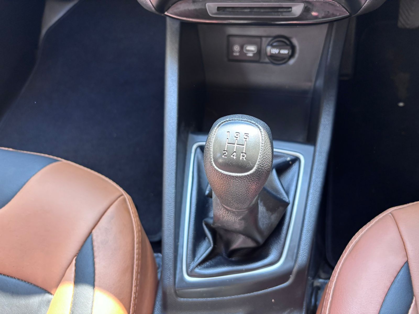 2015 Hyundai i20 Sport 1.2 MT