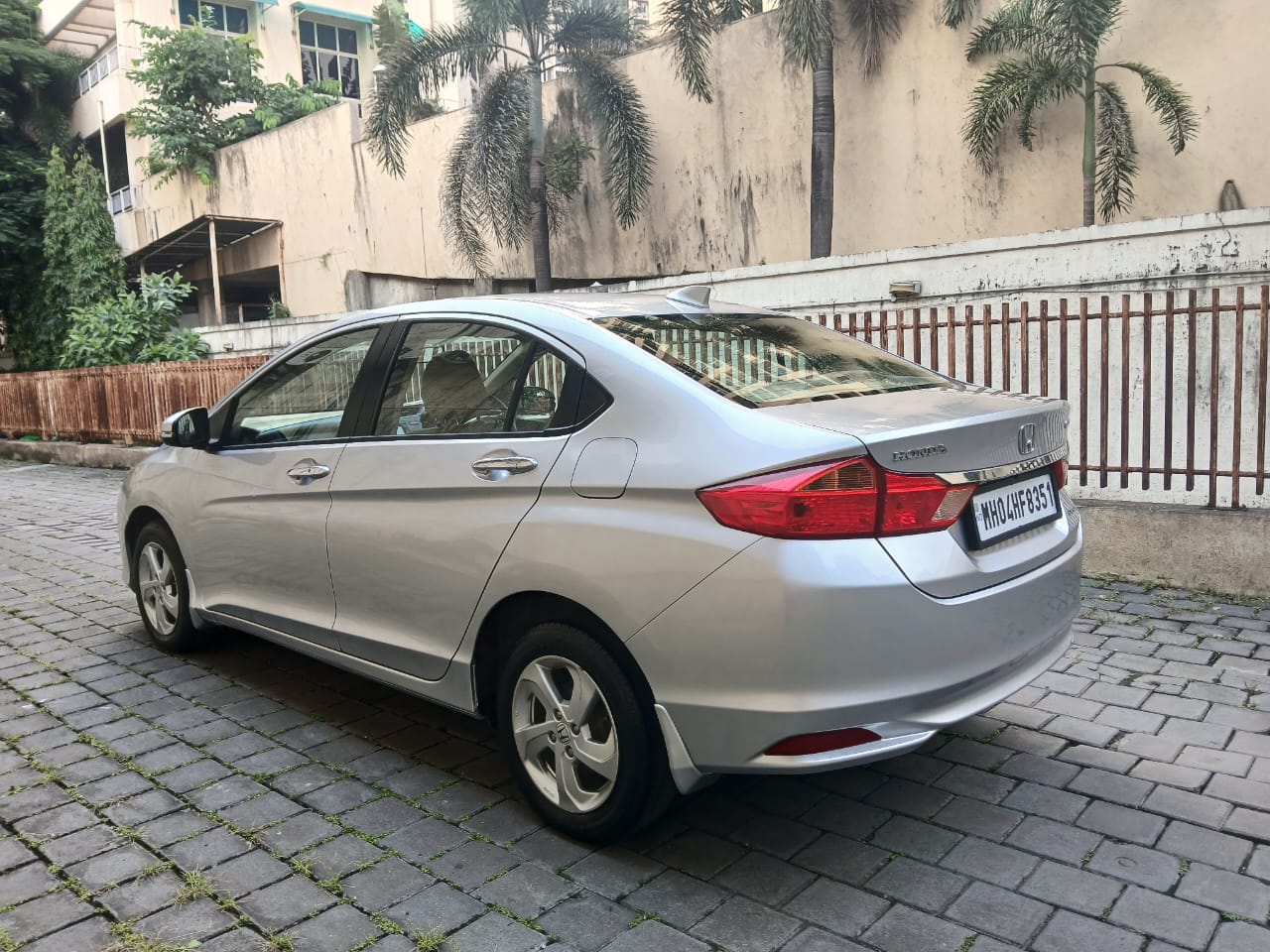 2016 Honda City 1.5 VX Sunroof MT