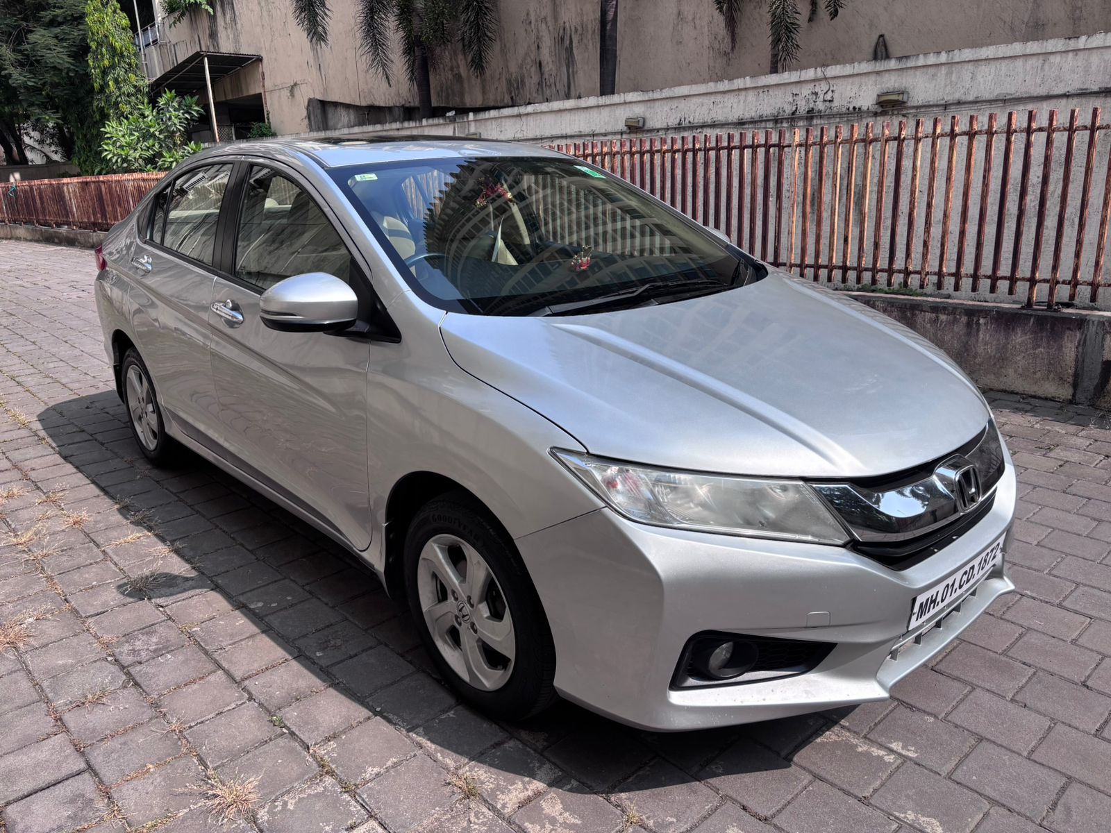 2015 Honda City 1.5 VX CVT PET Sunroof