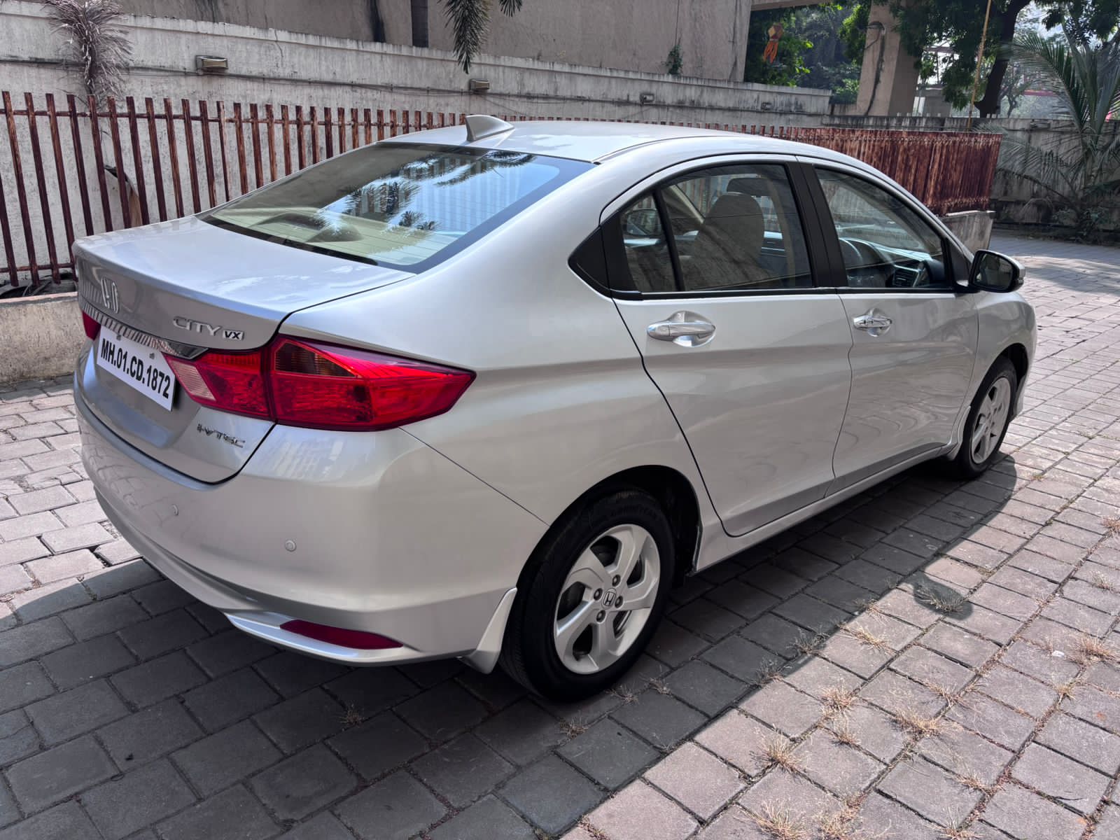 2015 Honda City 1.5 VX CVT PET Sunroof