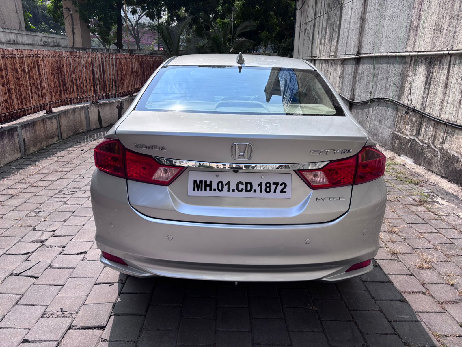 2015 Honda City 1.5 VX CVT PET Sunroof