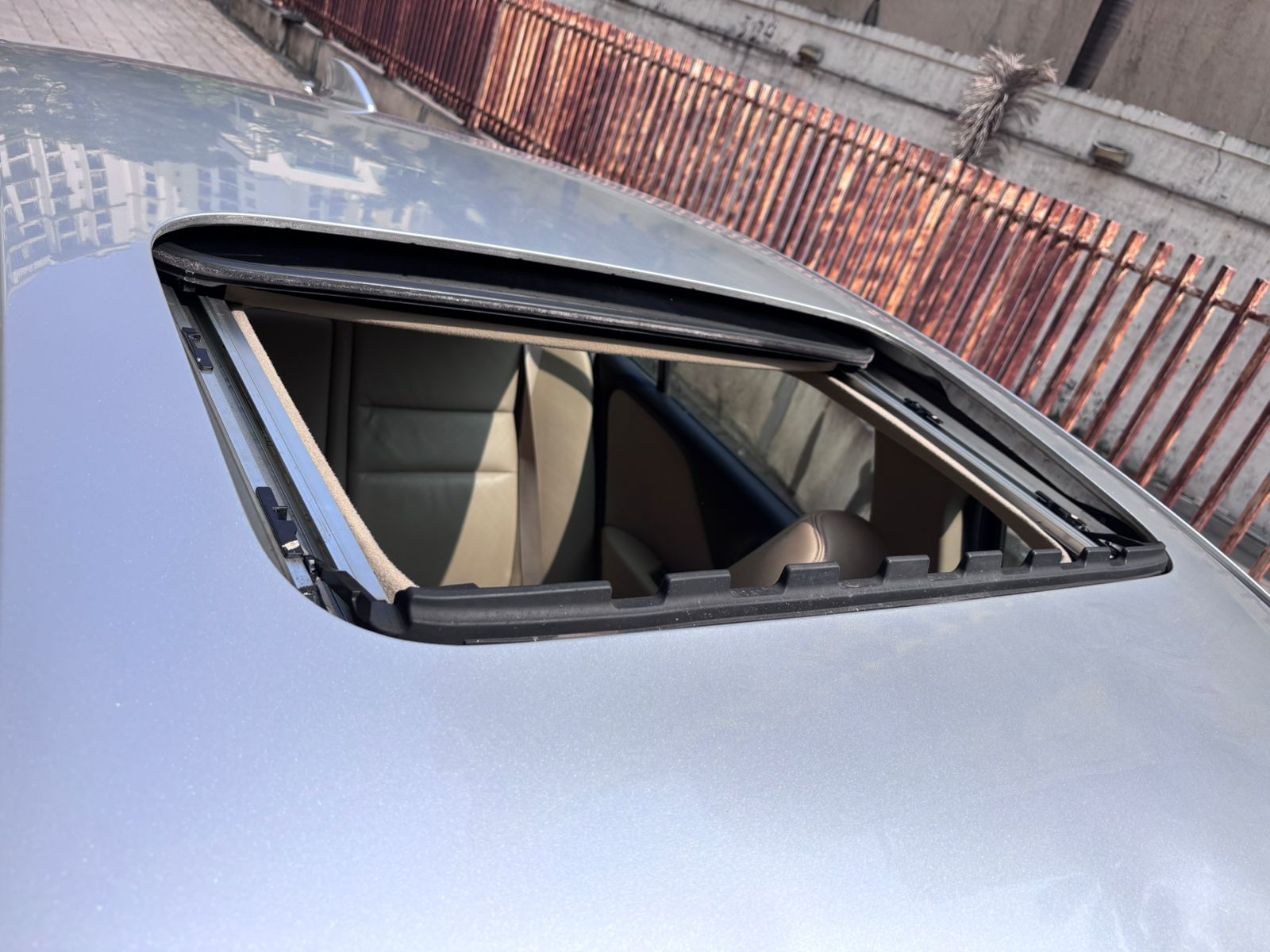 2015 Honda City 1.5 VX CVT PET Sunroof
