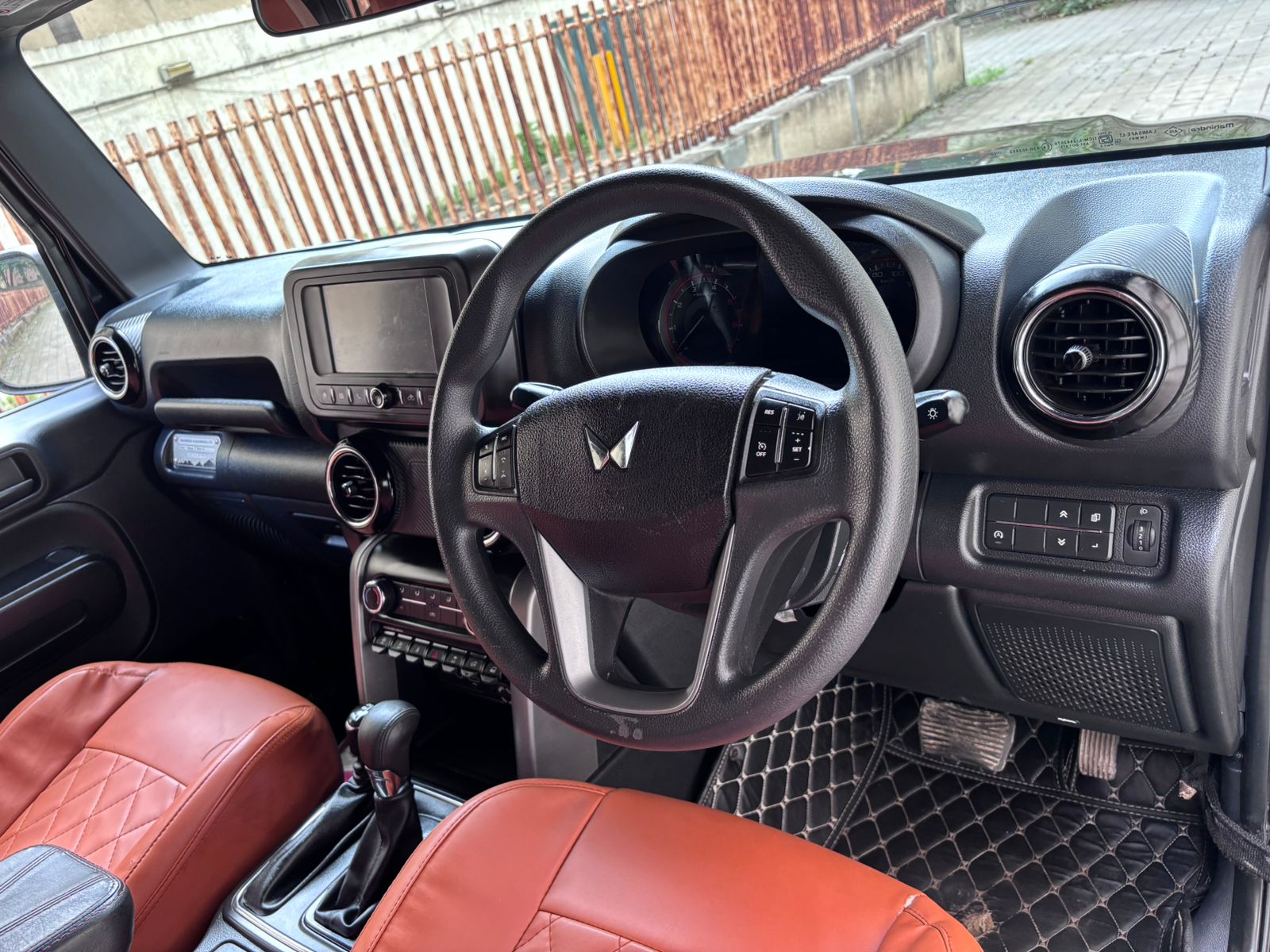 2023 Mahindra Thar 1.6 LX Hard Top AT