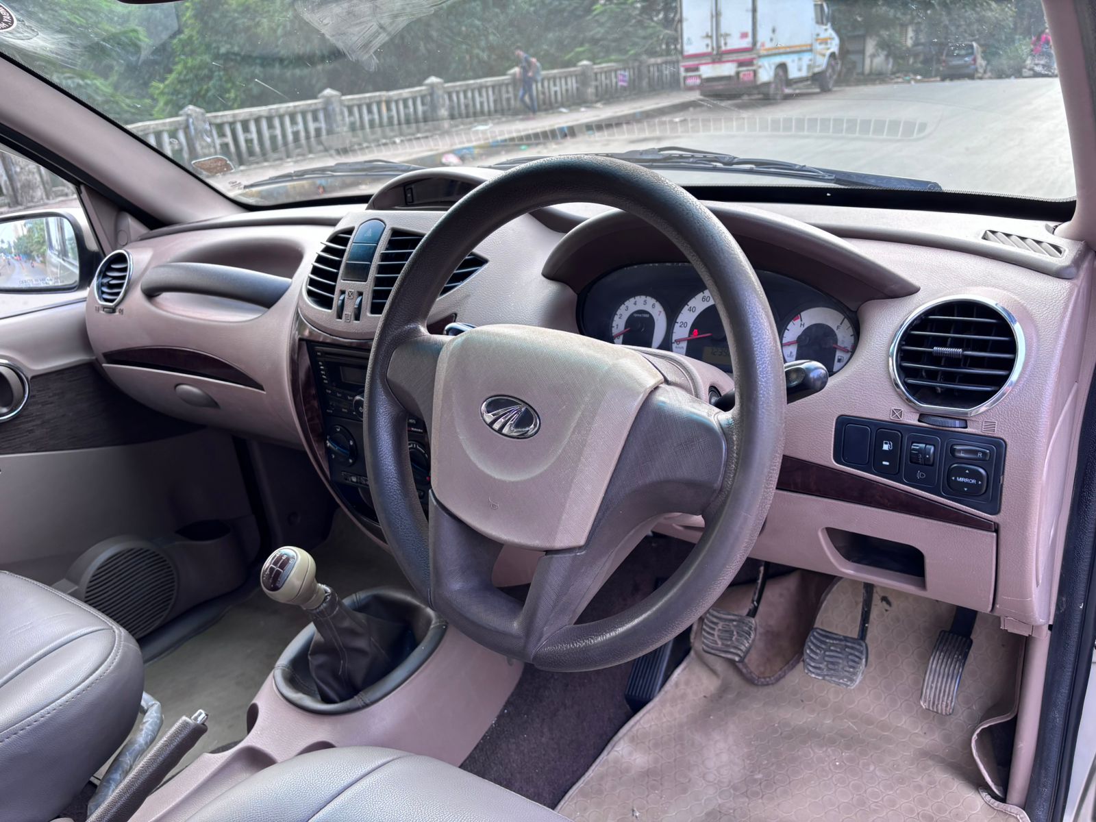 2014 Mahindra Xylo E8 M Eagel 8 STR Diesel