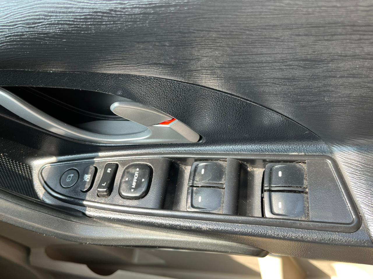 2018 Mahindra XUV 500 W 9 Mt