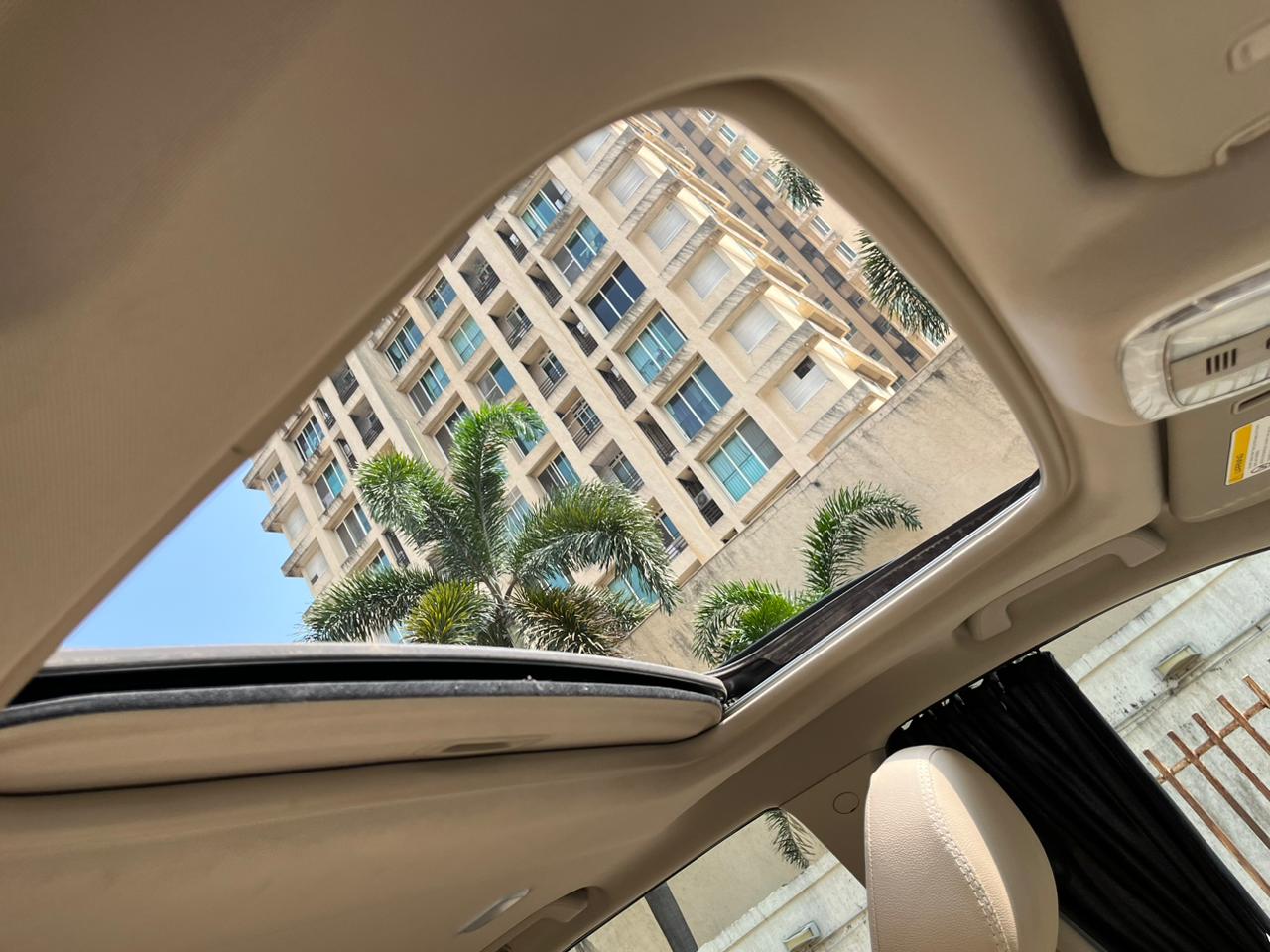 2018 Mahindra XUV 500 W 9 Mt