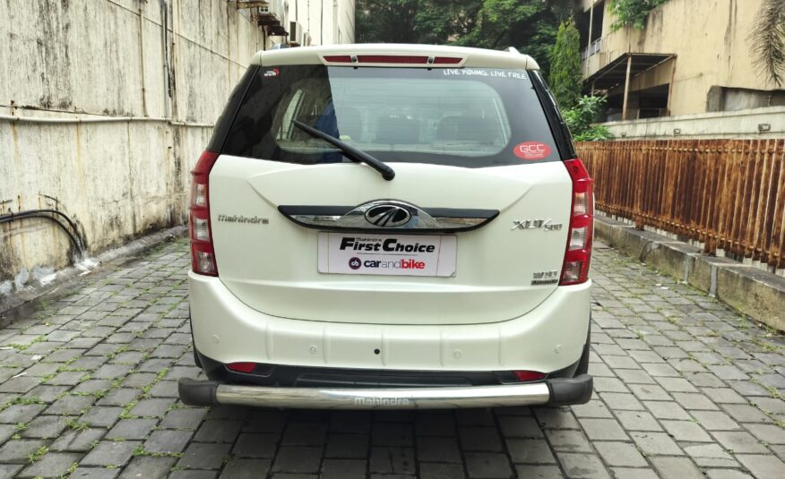 2016 Mahindra XUV 500 W10 Auto Sunroof