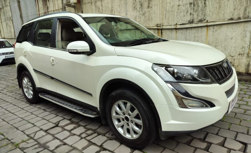 2016 Mahindra XUV 500 W10 Auto Sunroof