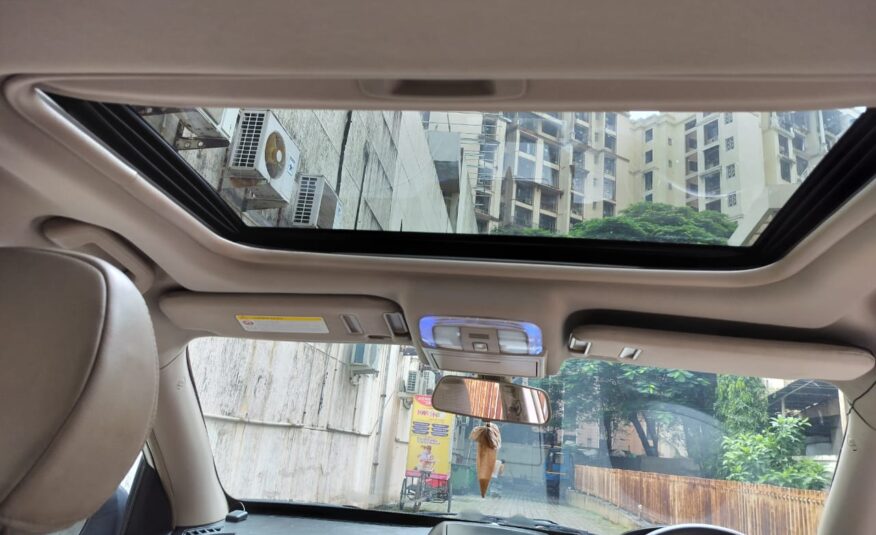 2016 Mahindra XUV 500 W10 Auto Sunroof