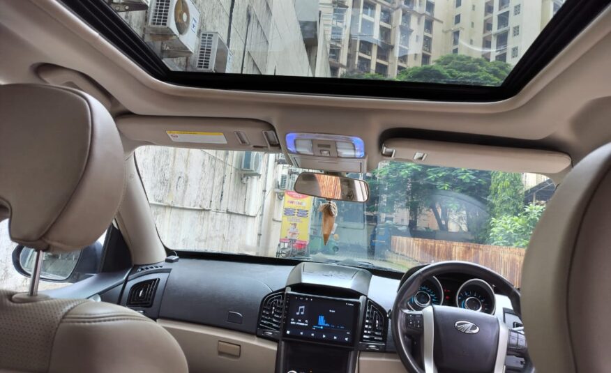 2016 Mahindra XUV 500 W10 Auto Sunroof