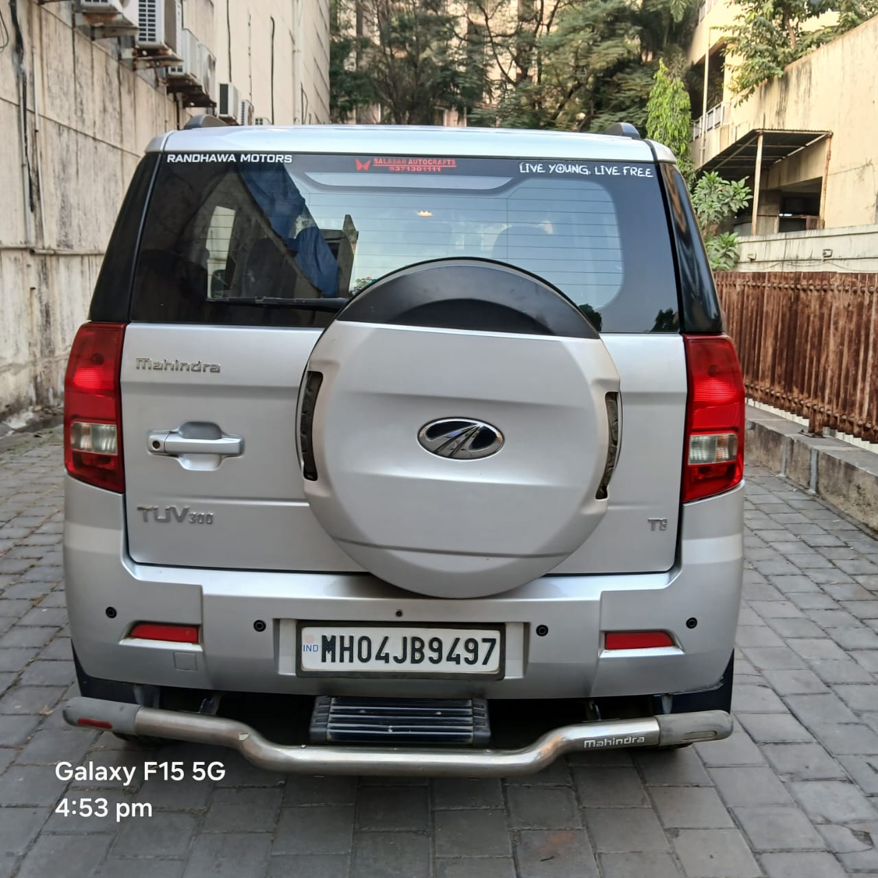 2018 Mahindra TUV 300 T8 MHAWK MT D