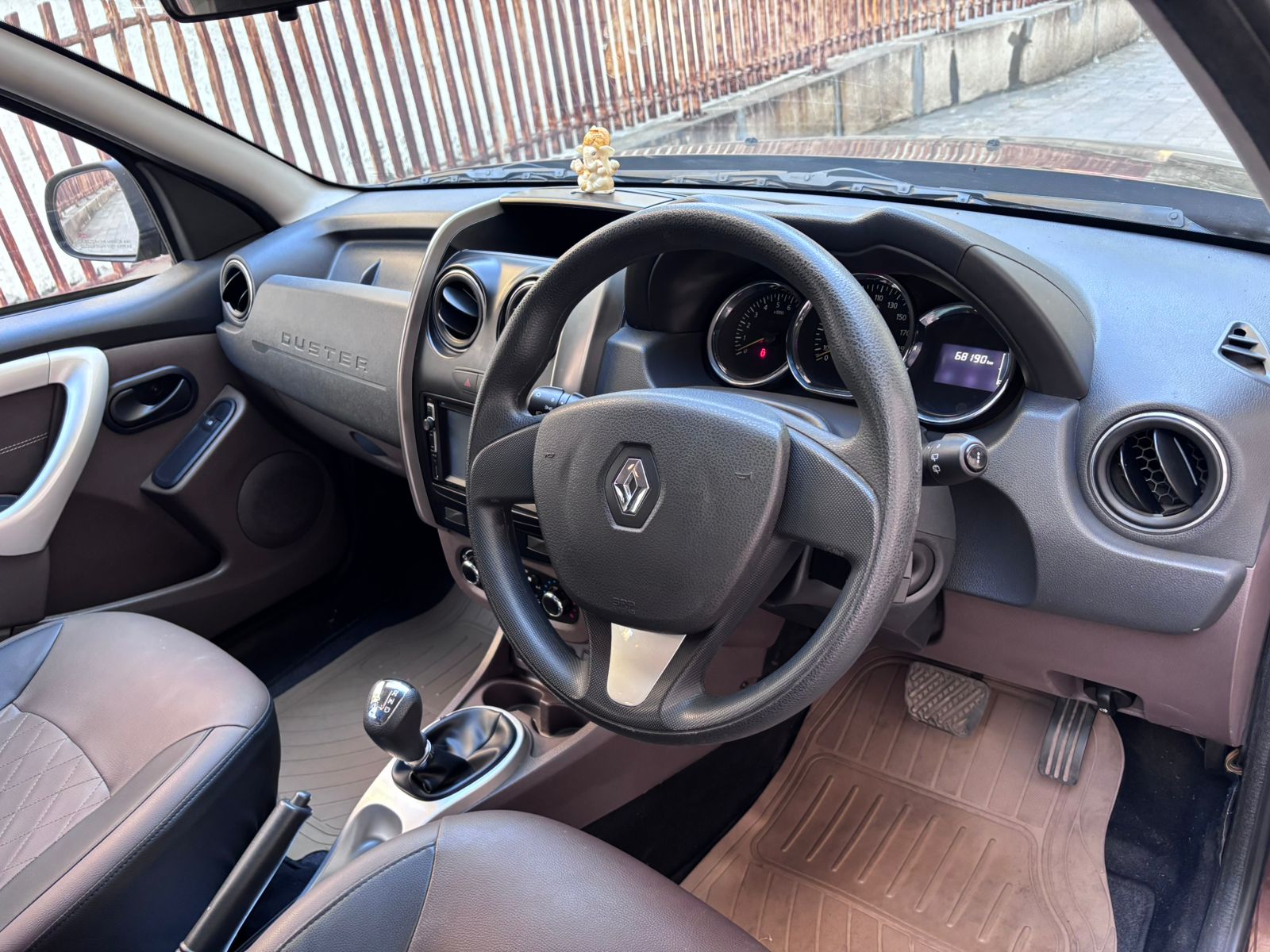 2017 Renault Duster 110 PS RXL AT (D)