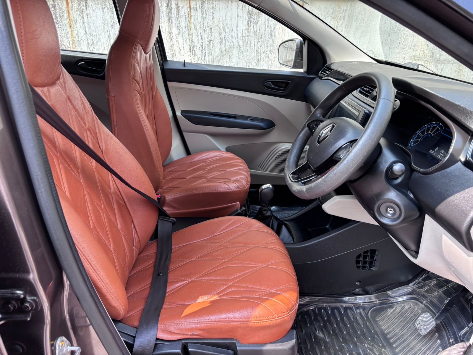 2022 Renault Triber RXT Easy 1.0