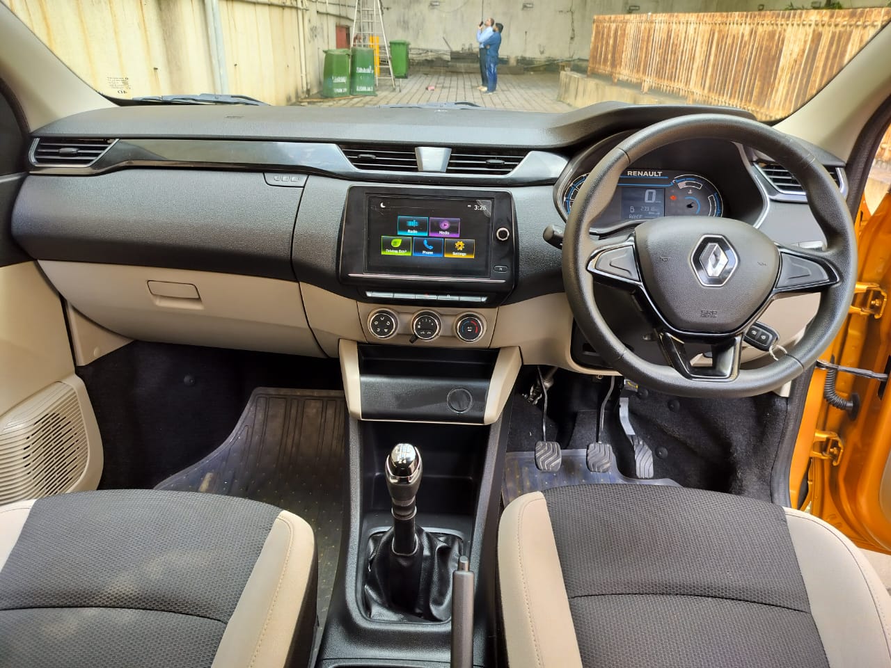 2019 Renault Triber RXT MT