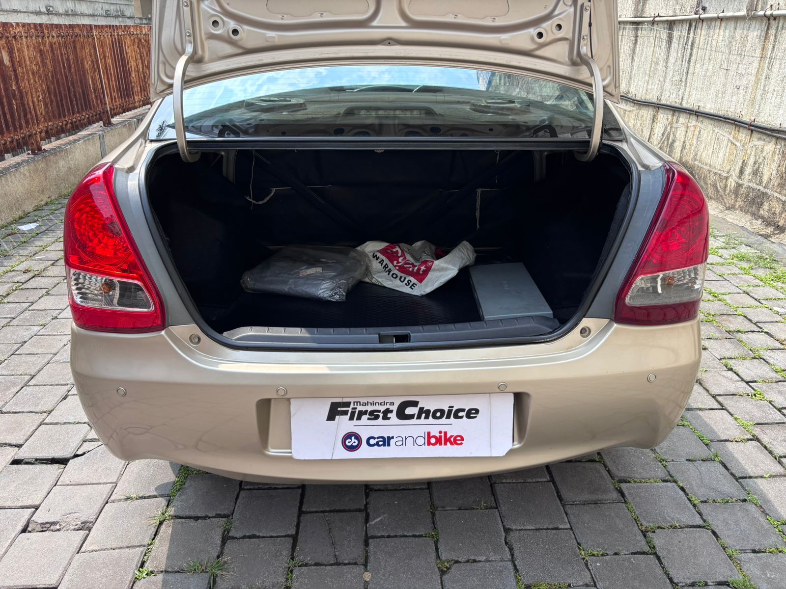 2011 Toyota Etios 1.2 VX MT