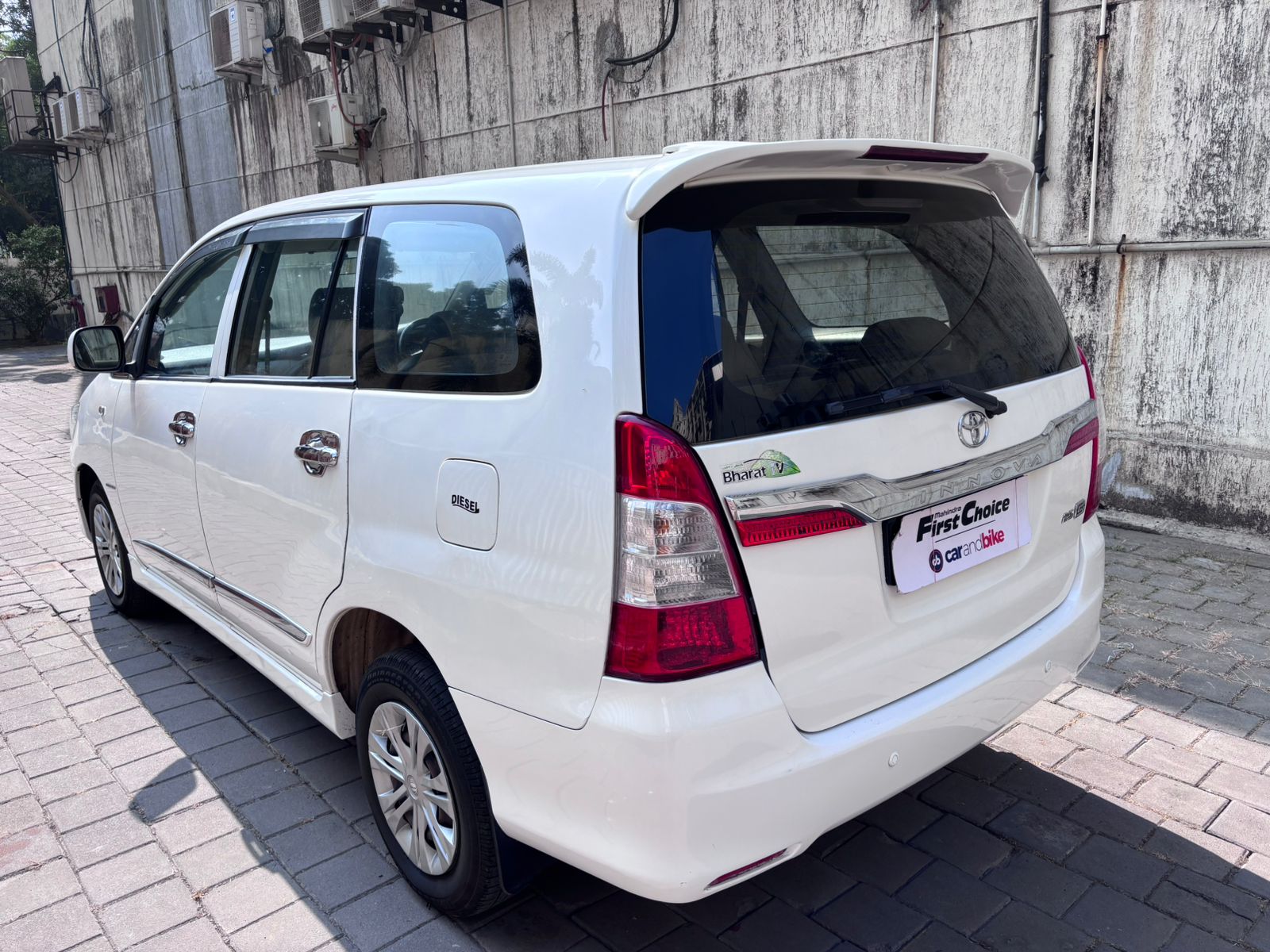 2014 Toyota Innova 2.5 G 6 STR