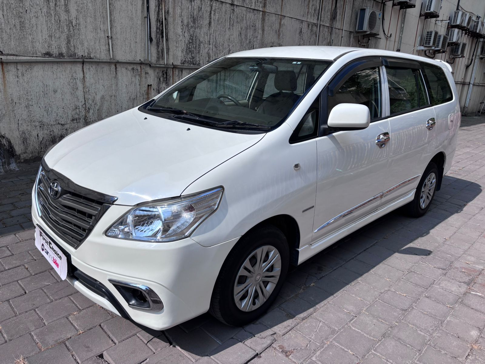 2014 Toyota Innova 2.5 G 6 STR