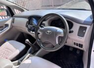 2014 Toyota Innova 2.5 G 6 STR