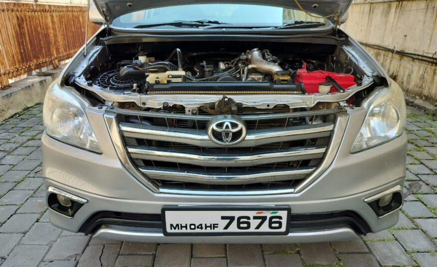 2016 Toyota Innova 2.5 G 7 STR MT