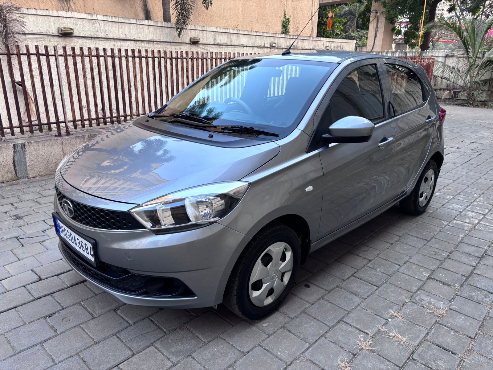 2018 Tata Tiago XTA P AT