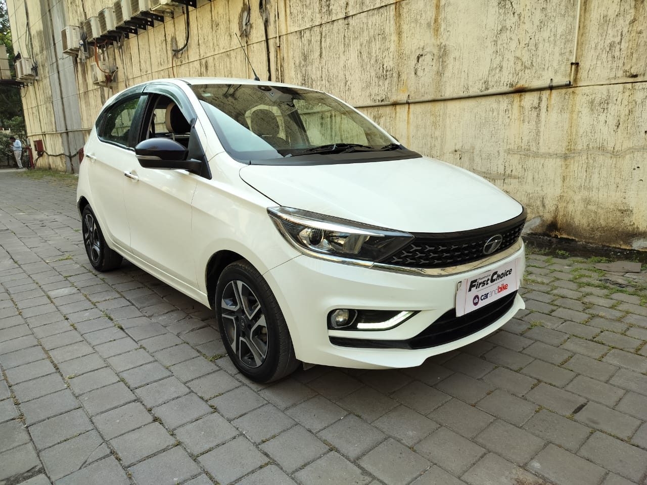 2022 Tata Tiago XZ+ MT