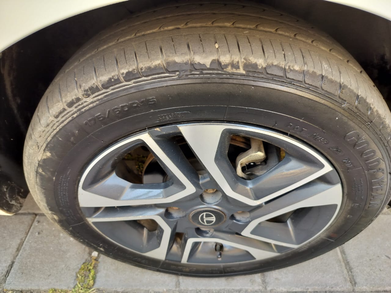 2022 Tata Tiago XZ+ MT