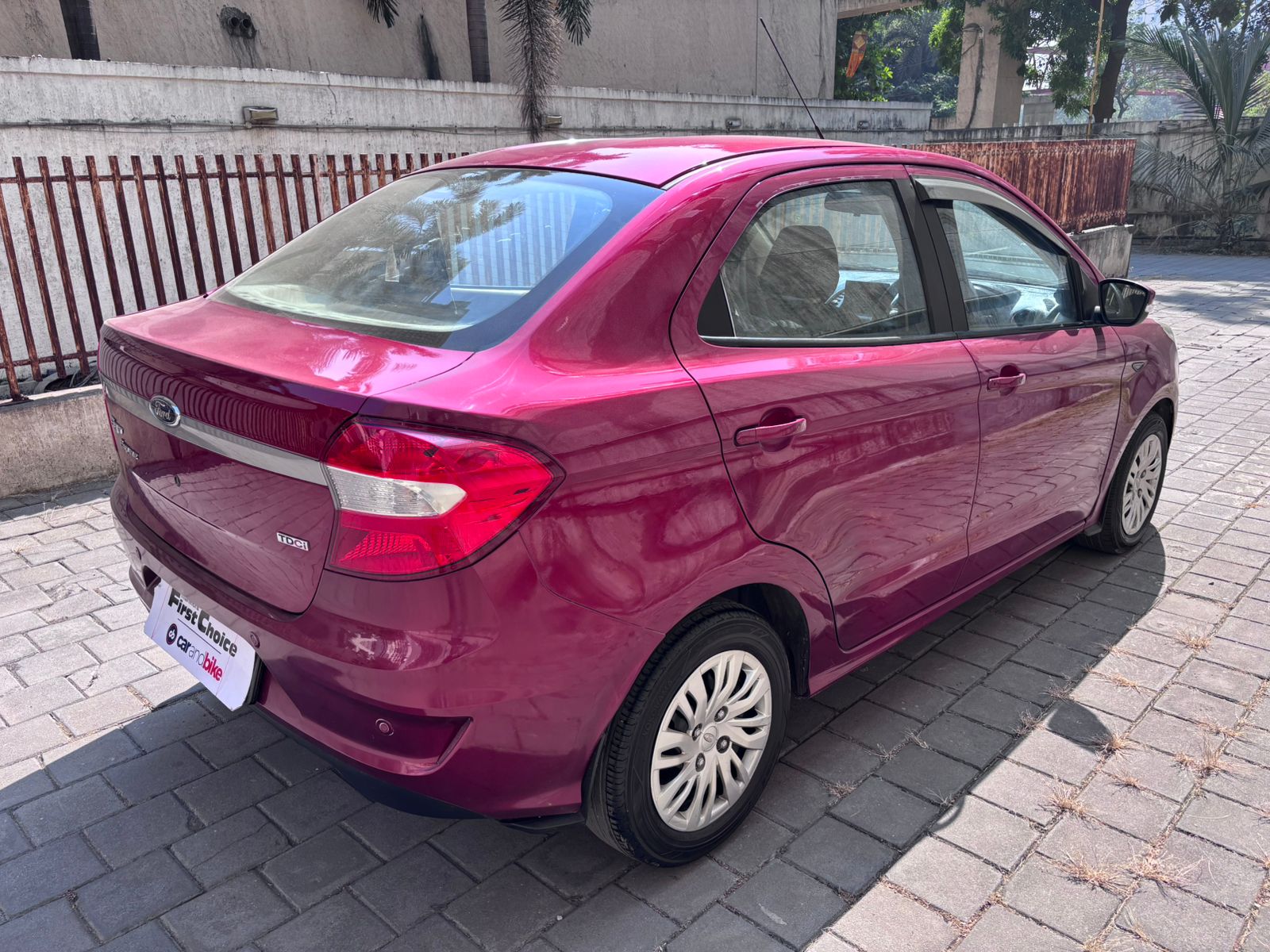 2018 Ford Ford Ashpire Trand + Diesel