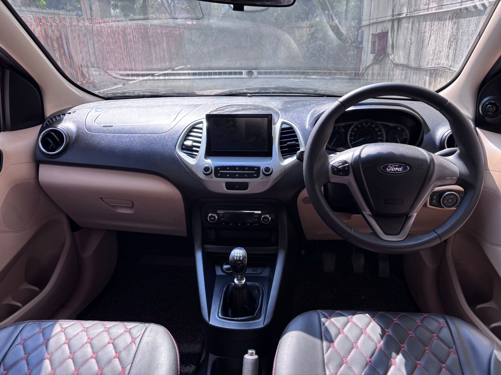 2018 Ford Ford Ashpire Trand + Diesel