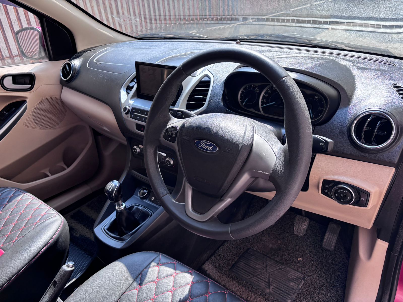 2018 Ford Ford Ashpire Trand + Diesel