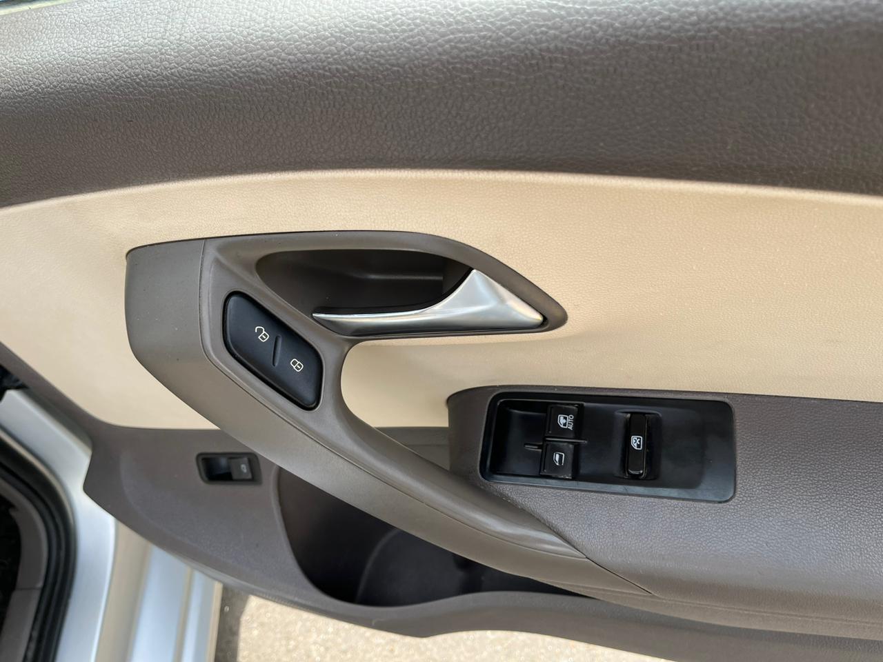 2012 Volkswagon Vento Trandline 1.6 CR MT D