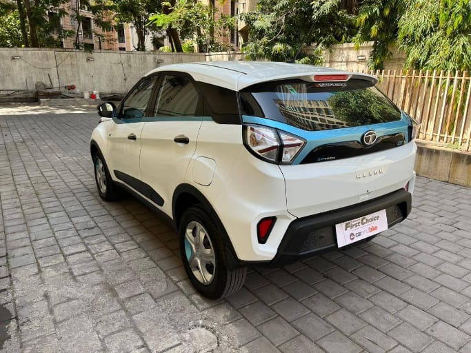 2022 Tata Nexon XM EV 30 WRD