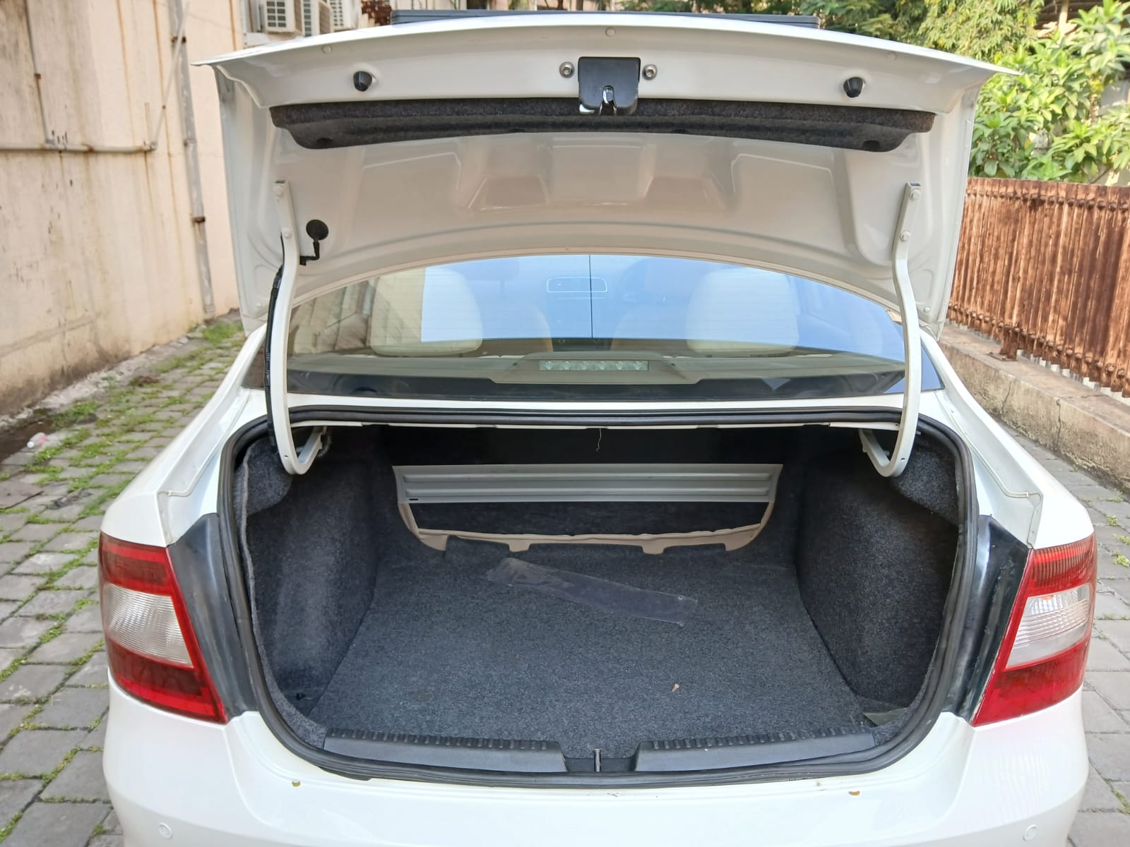 2016 Skoda Rapid Style Plus 1.6 Auto