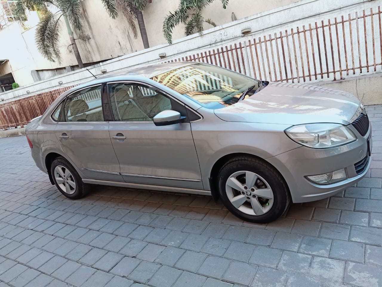 2016 Skoda Rapid Styal + 1.5 P