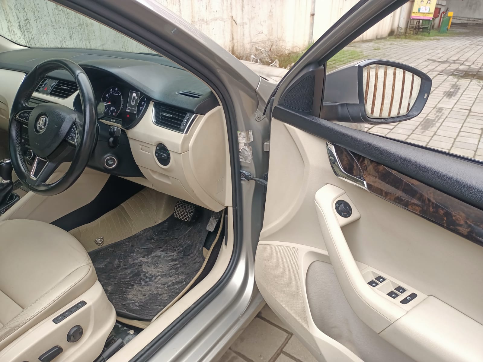 2016 Skoda  Octavia  Style Plus Auto (P)