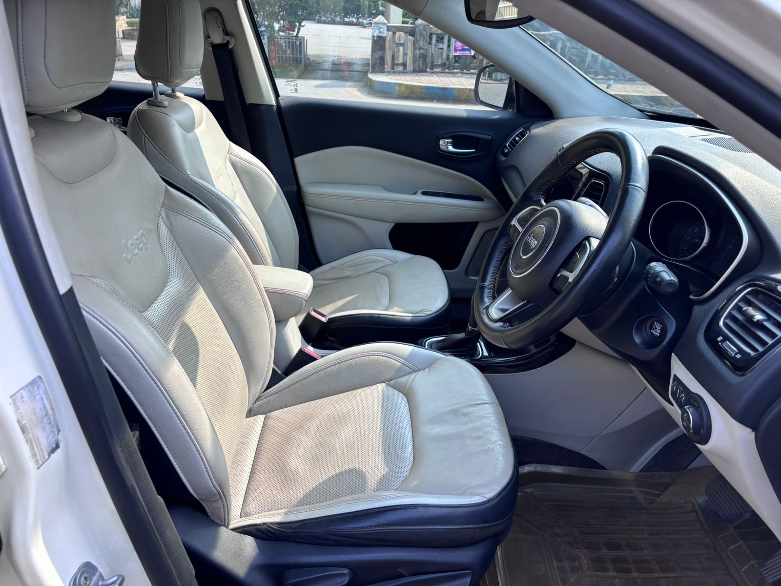 2017 Jeep Compass Limited Mair DDCT P AT