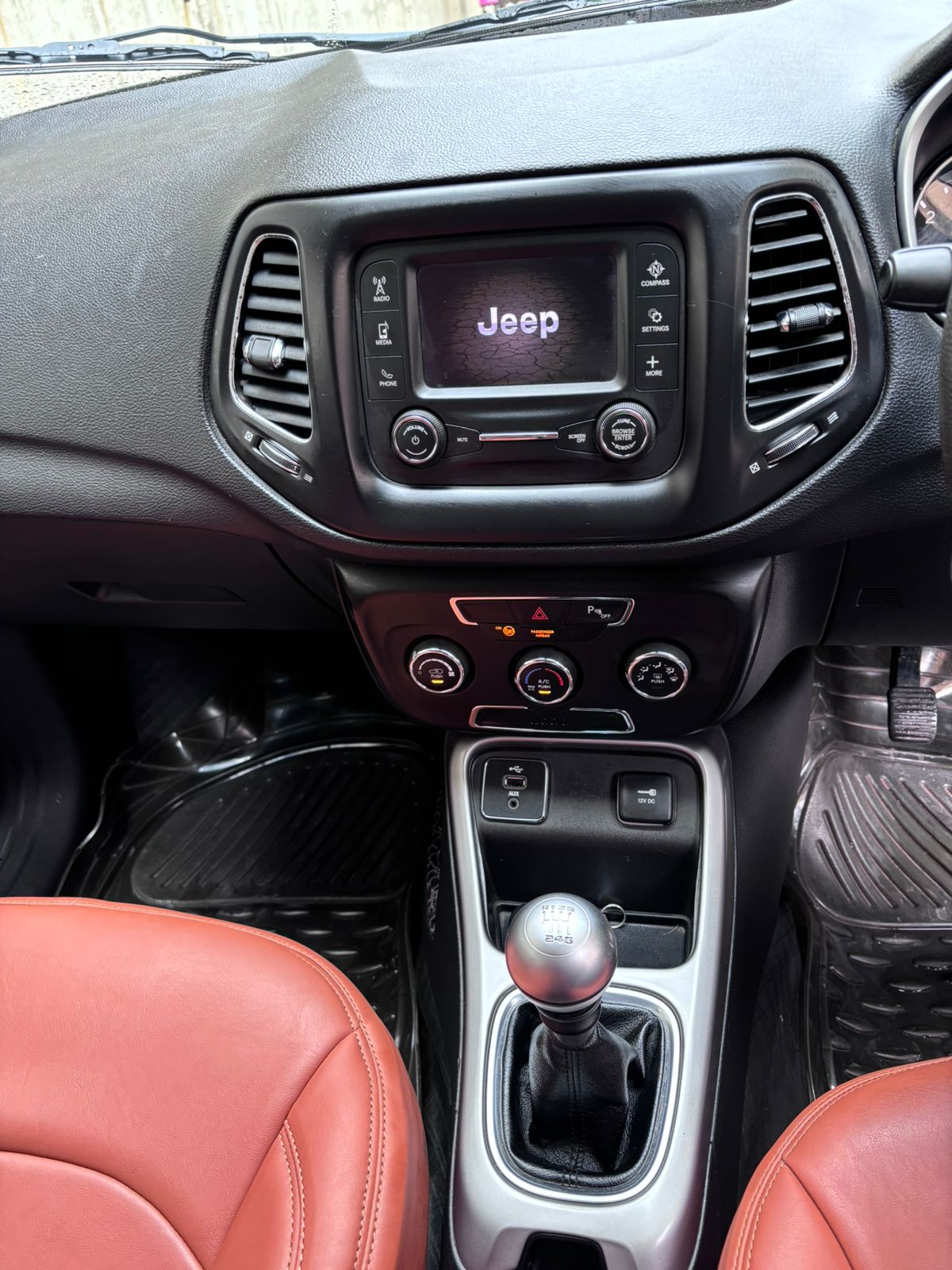 2017 Jeep Compass 2.0 Logtitude