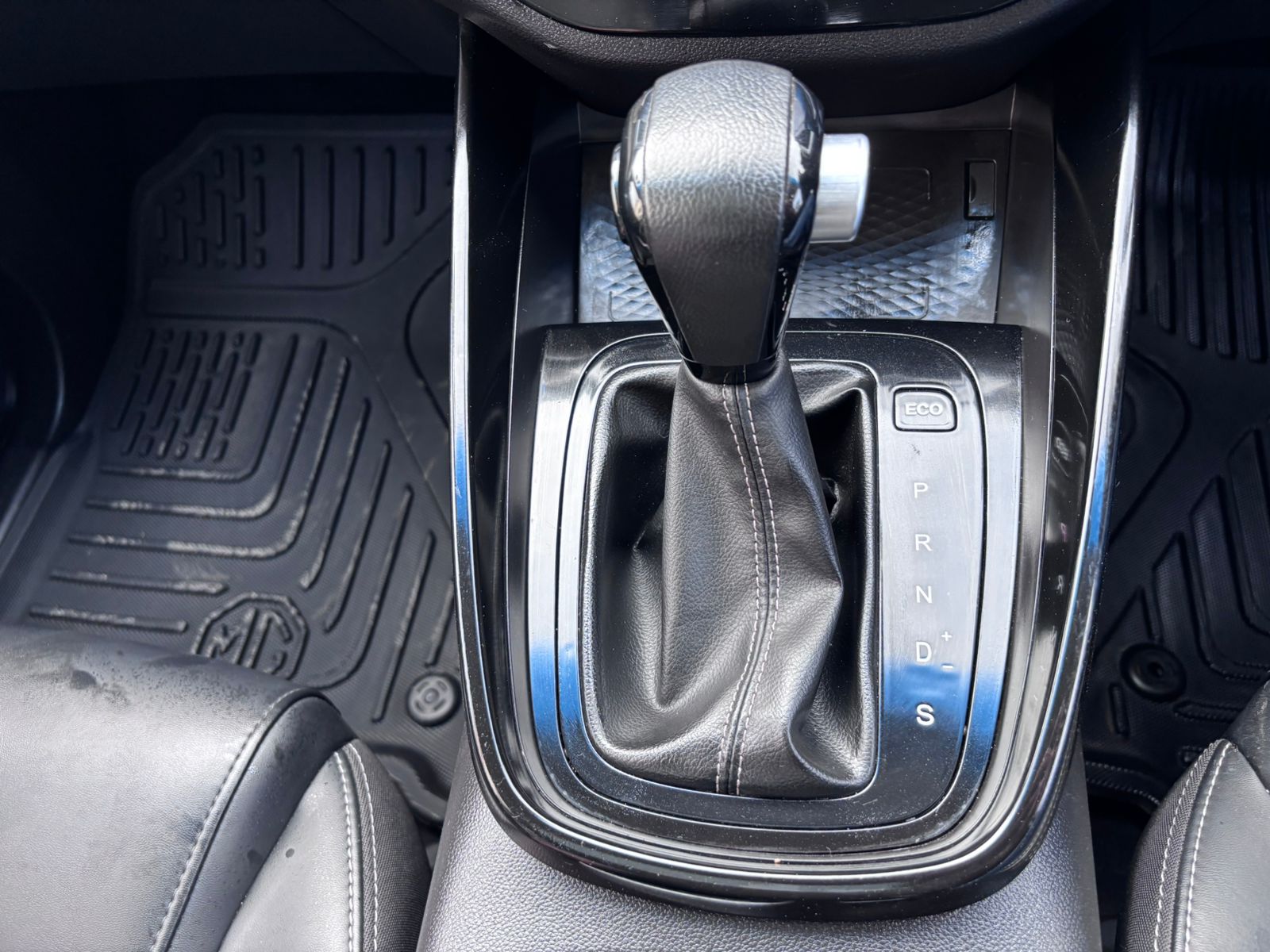 2021 MG Hector PE 1.5 CVT Sharp Sunroof